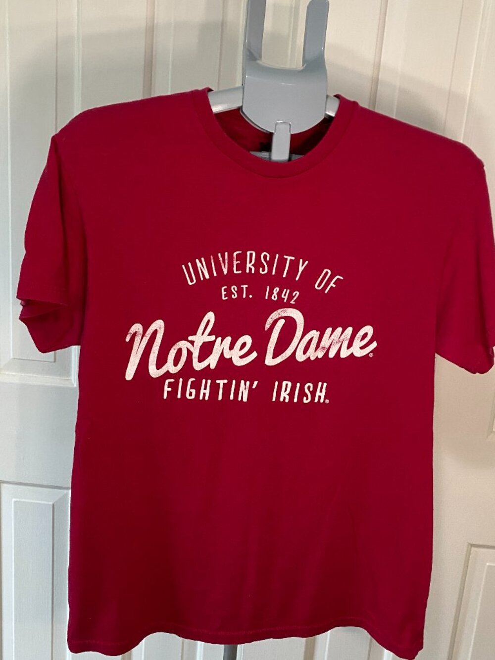 University of Notre Dame Fightin' Irish Red SS T-Shirt Unisex Med MV Sport NWOT